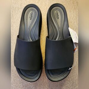 Crocs Women's Brooklyn Slide Sandal